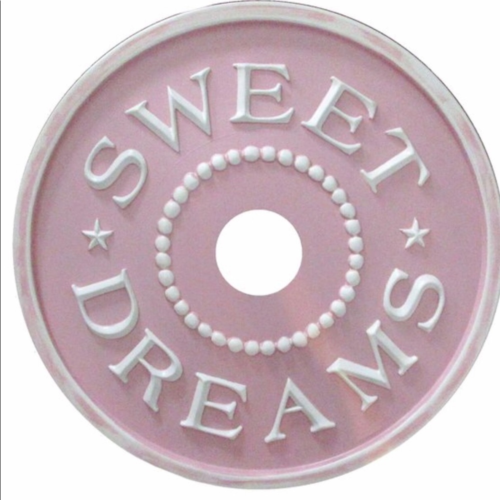 Sweet Dreams Ceiling Medallion.